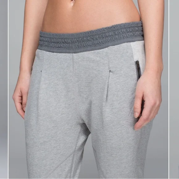 🍋 lululemon All In Pant - Picture 3 of 5